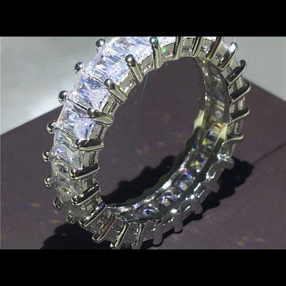 Diamond ring - Picture 3 of 4